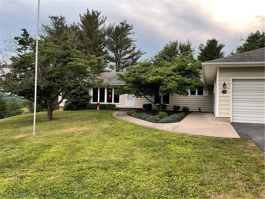 3747 State Route 339, Belpre, OH 45714 - #1