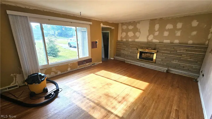 11830 Dunham Road, Sagamore Hills, OH 44067 - #2