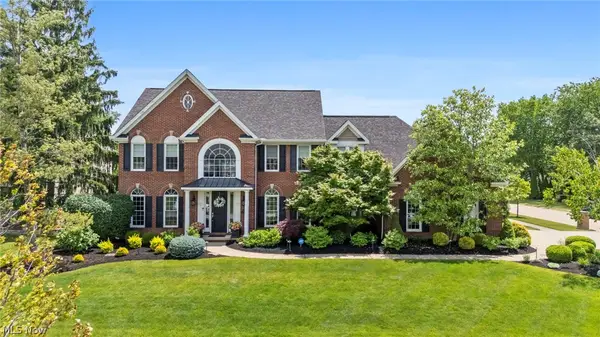 2979 Forest Lake Drive, Westlake, OH 44145