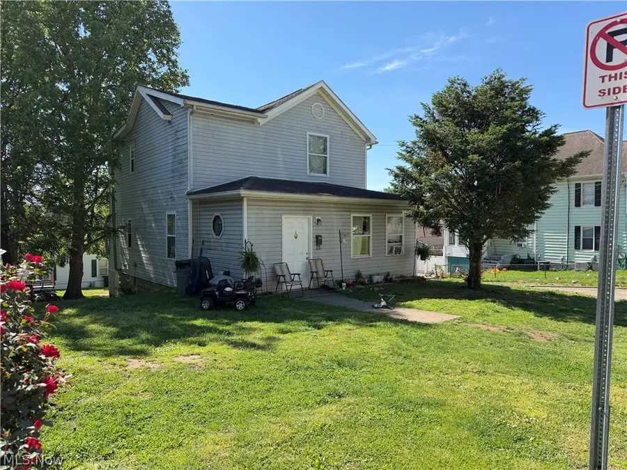 1202 Swann Street, Parkersburg, WV 26101 - #2