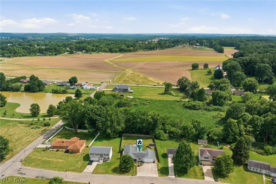 5766 Drenta Sw Circle, Navarre, OH 44662 - #3