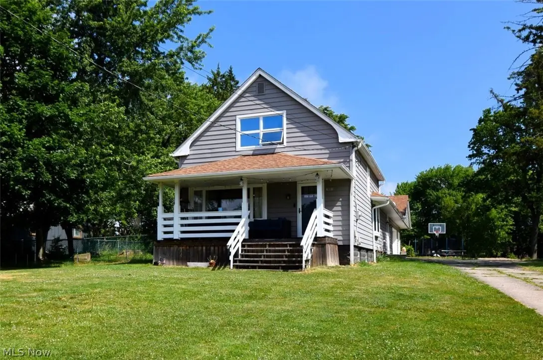 1031 E Wallings Road, Broadview Heights, OH 44147 - #1