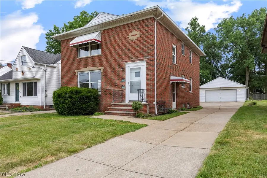 3113 Snow Road, Parma, OH 44134 - #2