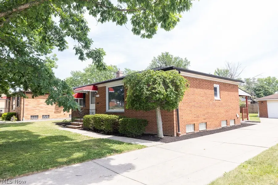 11391 Ronald Drive, Parma, OH 44130 - #3