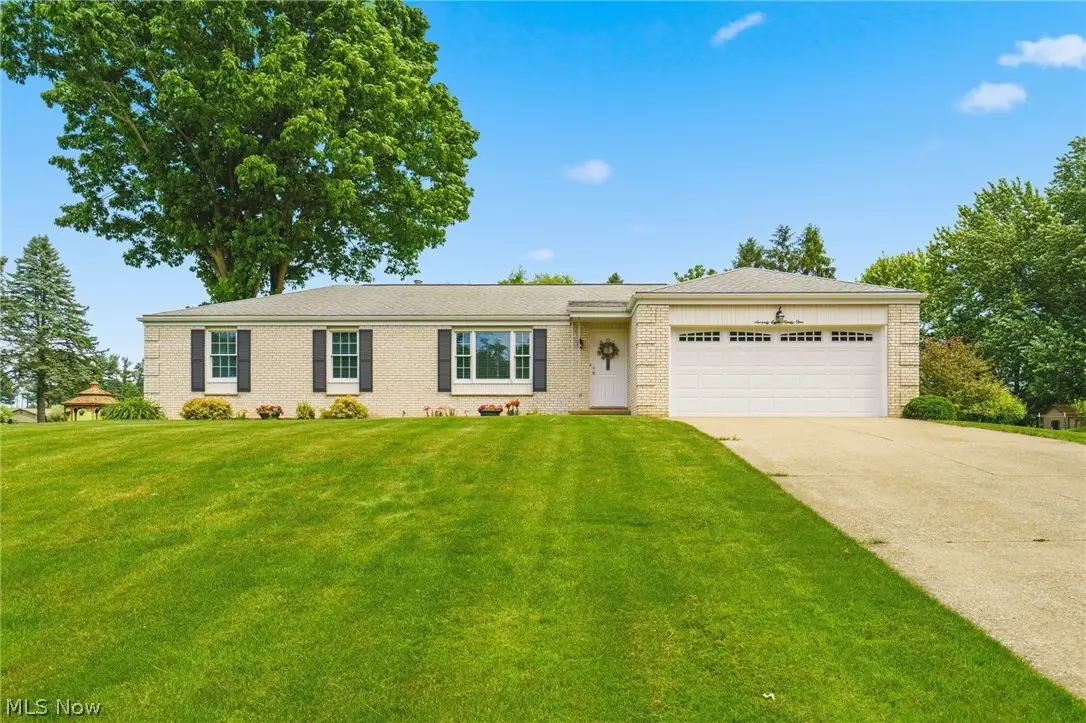 7891 Autumnwood Nw Street, North Canton, OH 44720 - #1