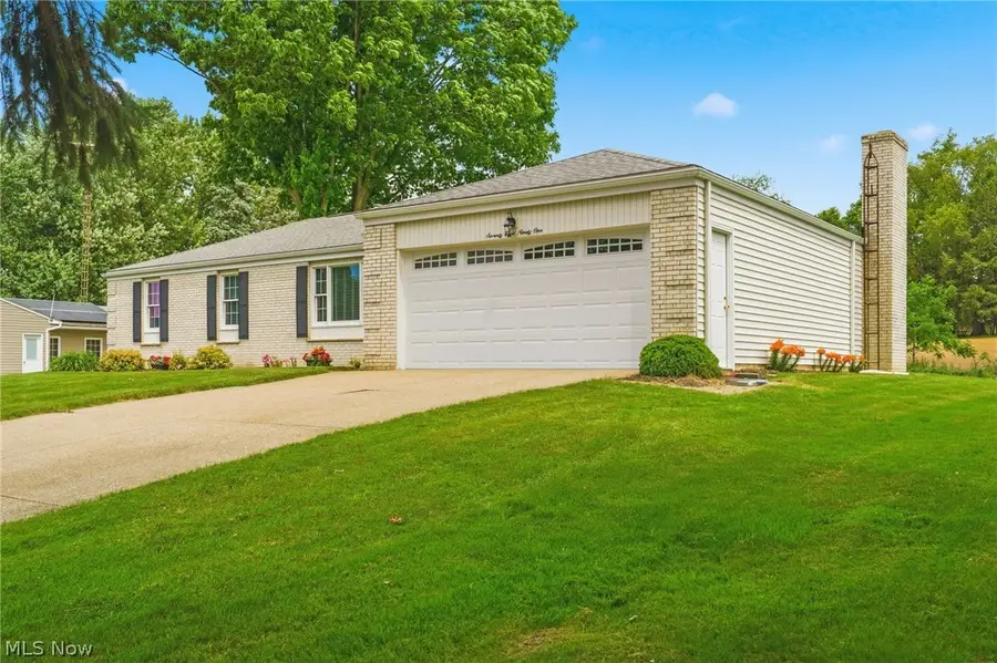 7891 Autumnwood Nw Street, North Canton, OH 44720 - #3