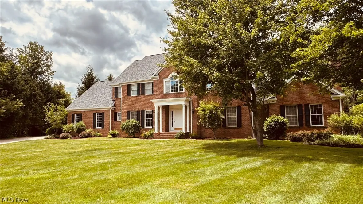 304 Fox Way, Chagrin Falls, OH 44022 - #1