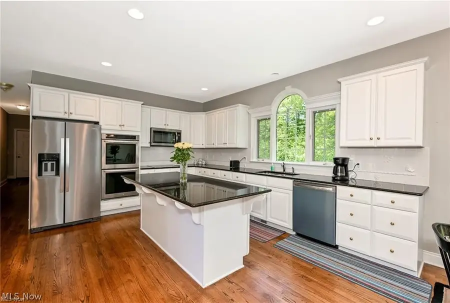304 Fox Way, Chagrin Falls, OH 44022 - #3