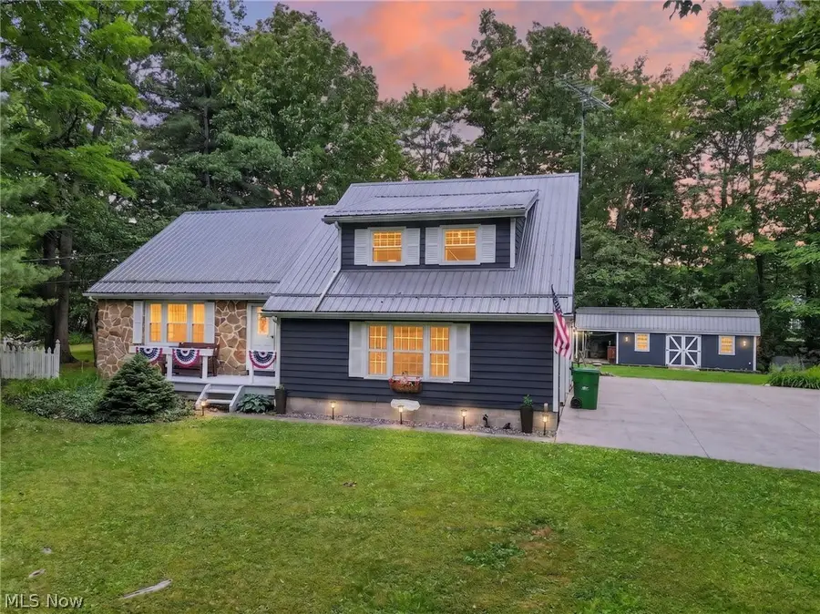 15000 S Crestwood Drive, Middlefield, OH 44062 - #2