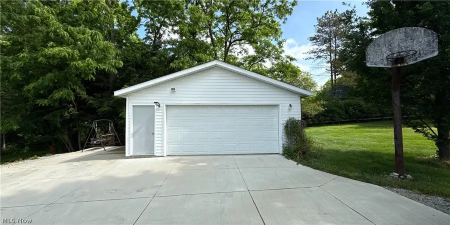 33 Eggleston Road, Aurora, OH 44202 - #2