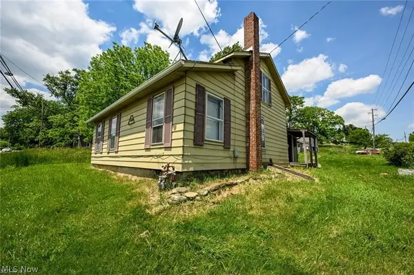 893 Norton Avenue, Barberton, OH 44203
