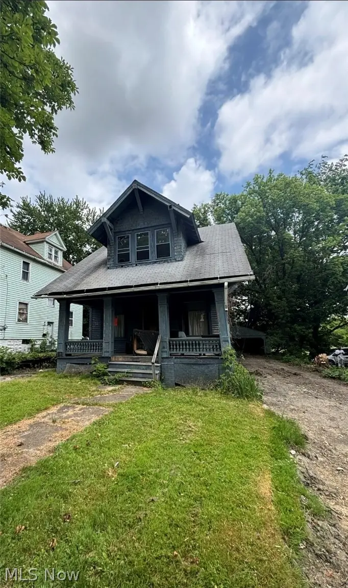 40 W Woodbine Avenue, Youngstown, OH 44505 - #1