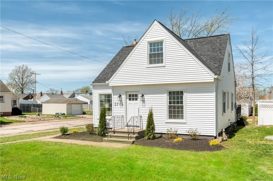 2716 Lincoln Avenue, Parma, OH 44134 - #2