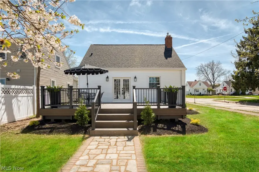 2716 Lincoln Avenue, Parma, OH 44134 - #3