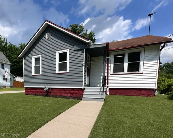 511 Woodland Avenue, Elyria, OH 44035