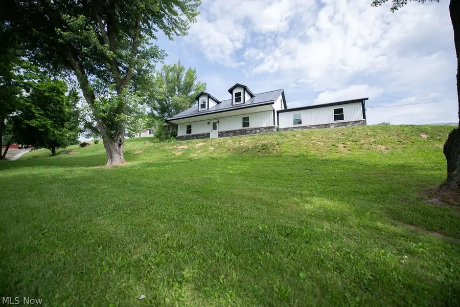 2925 State Route 516 Nw, Dover, OH 44622 - #2