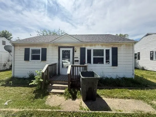 2405 Harmont Ne Avenue, Canton, OH 44705 - #2
