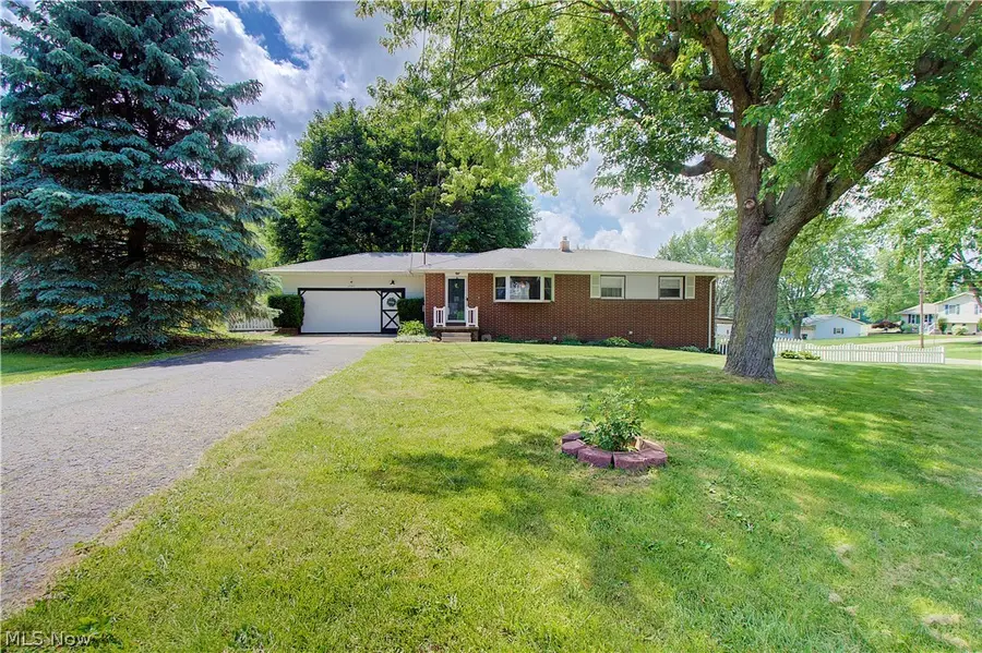 6787 Glenmere Ne Avenue, Canton, OH 44721 - #3