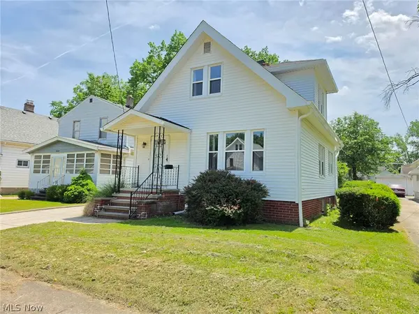 3909 Burger Avenue, Cleveland, OH 44109