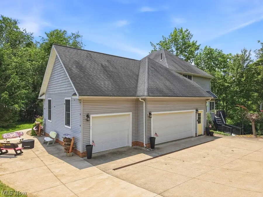 1 Cayuse Trail, Malvern, OH 44644 - #3