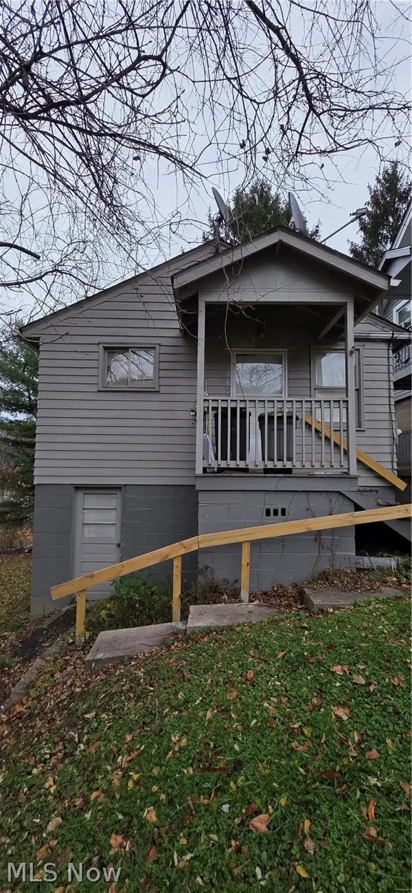 1406 North 6th Street, Martins Ferry, OH 43935