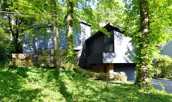 1944 Laurel Hill Drive, South Euclid, OH 44121