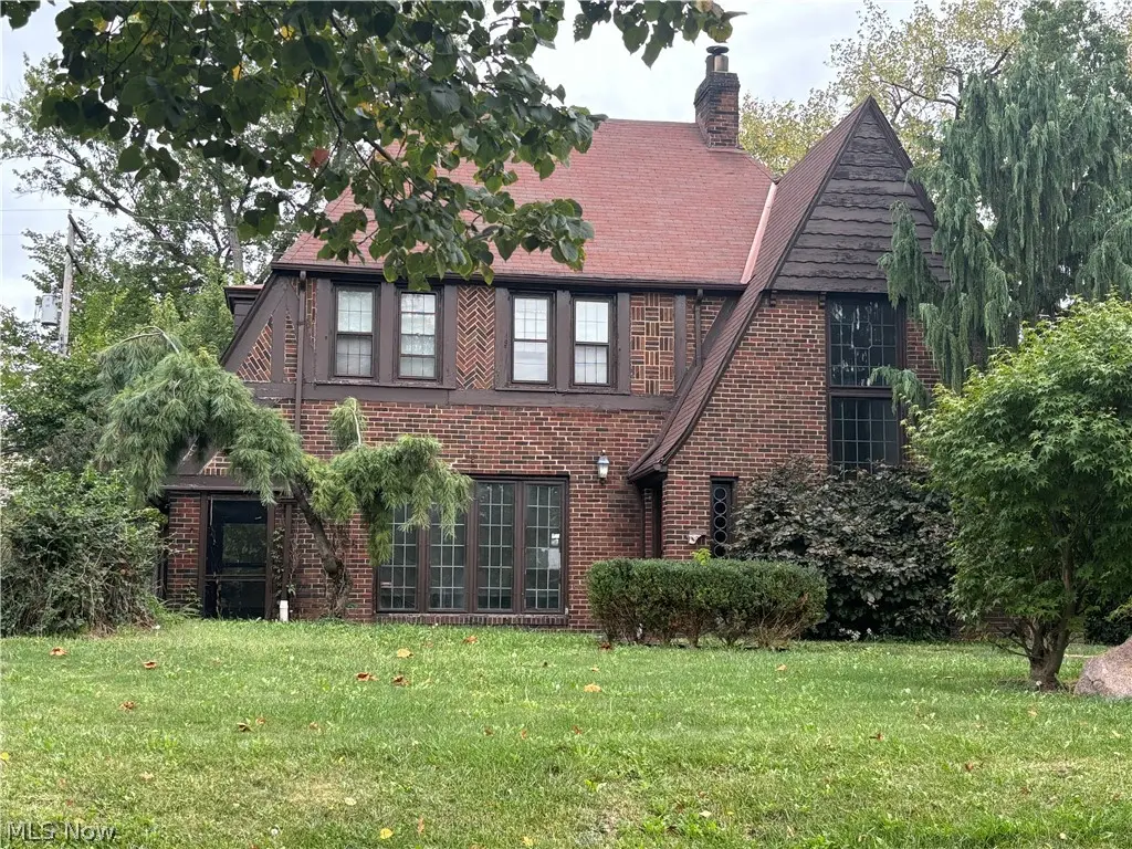 3113 Ludlow Road, Shaker Heights, OH 44120 - #1
