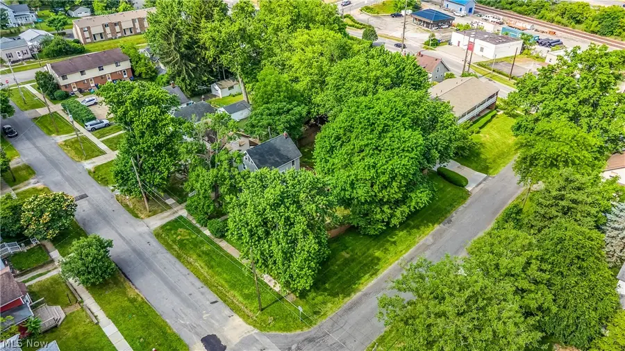 2188 Stone Street, Cuyahoga Falls, OH 44221 - #2
