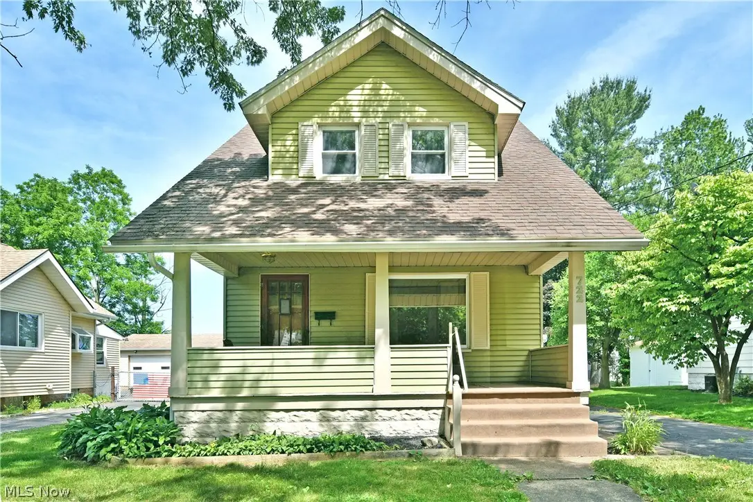 722 5th Street, Struthers, OH 44471 - #1