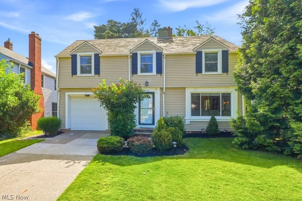 2191 S Belvoir Boulevard, University Heights, OH 44118 - #1