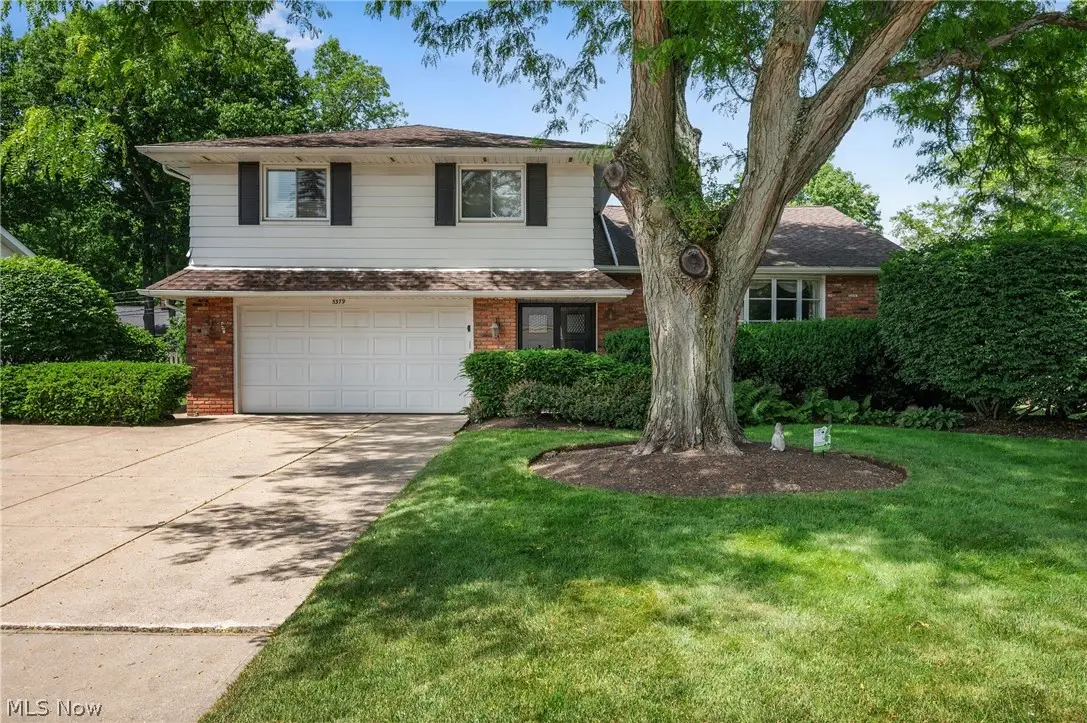 5379 Meadow Wood Boulevard, Lyndhurst, OH 44124 - #1