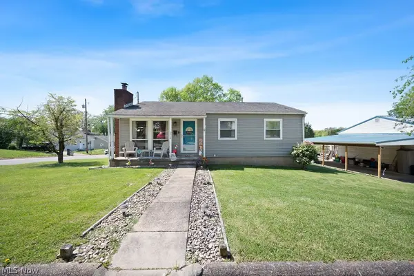 2318 44th Place, Parkersburg, WV 26104