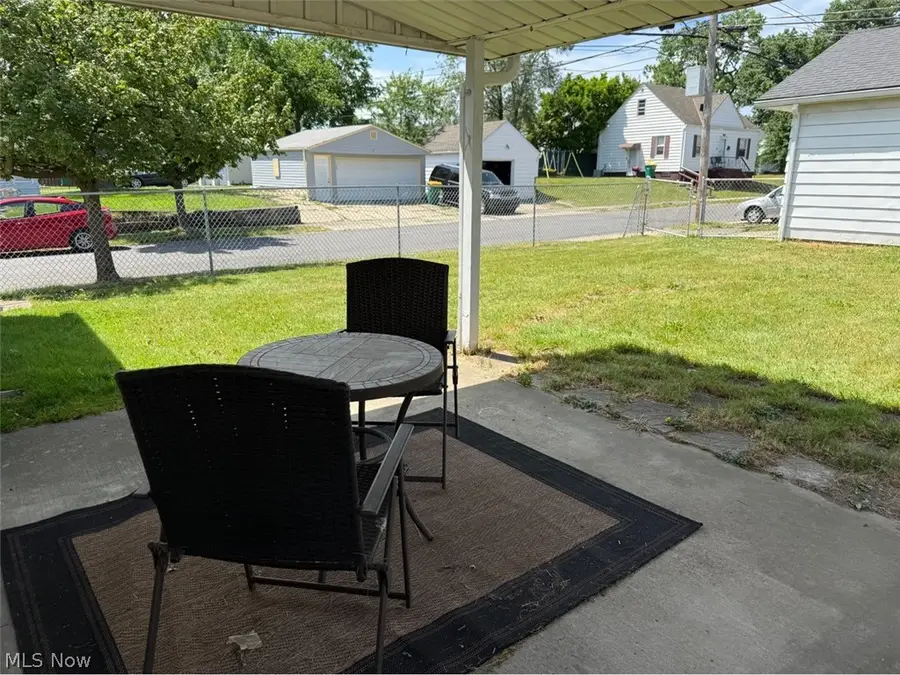 21203 Raymond Street, Maple Heights, OH 44137 - #3