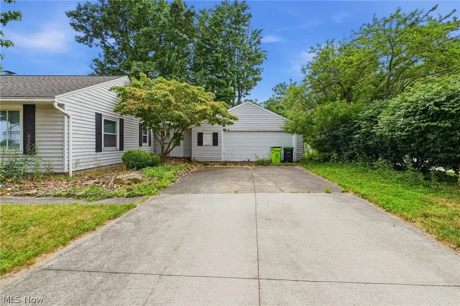2200 Buena Vista Drive, Wickliffe, OH 44092 - #3