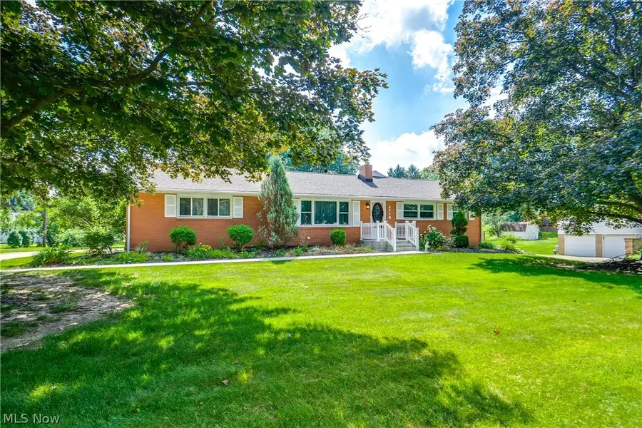 4710 Brunnerdale Nw Avenue, Canton, OH 44718 - #2