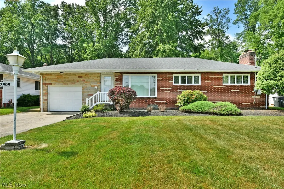 2909 Beal Nw Street, Warren, OH 44485 - #1