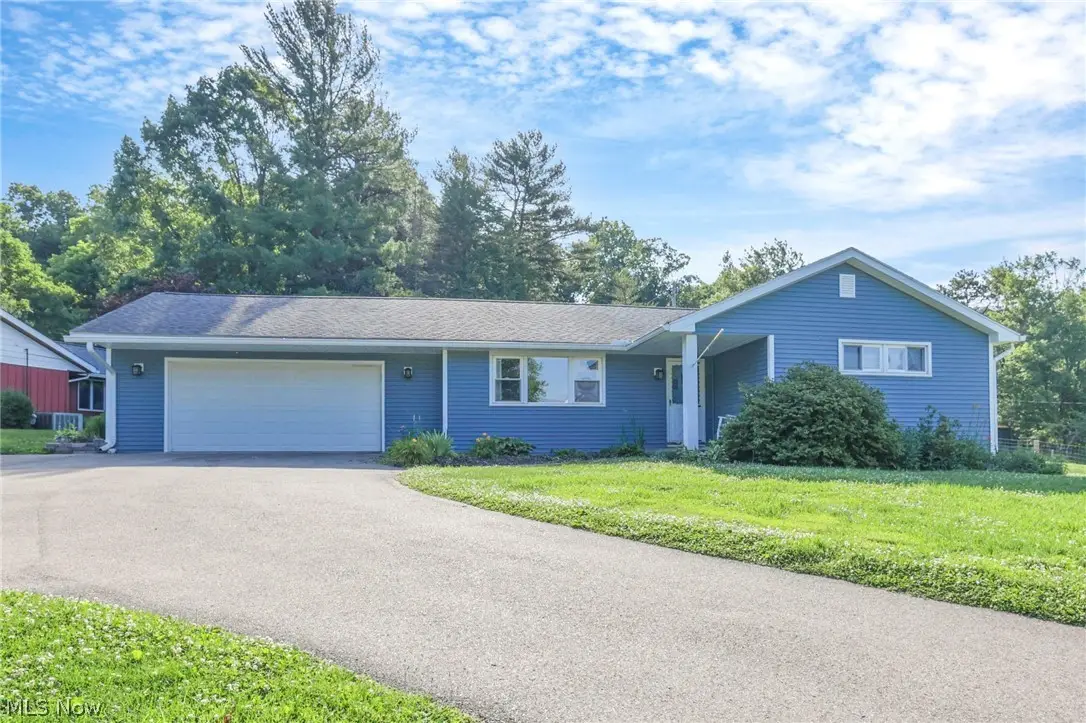 3140 Nob Hill Road, Zanesville, OH 43701 - #1