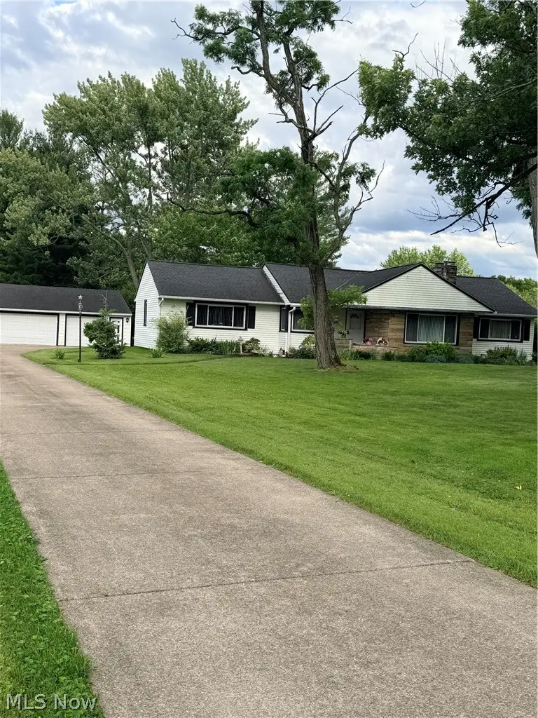 15381 Howe Road, Strongsville, OH 44136 - #1