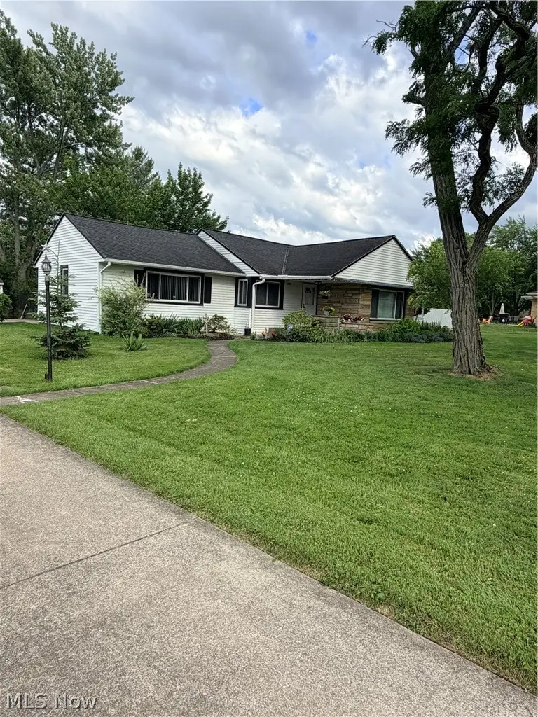 15381 Howe Road, Strongsville, OH 44136 - #2