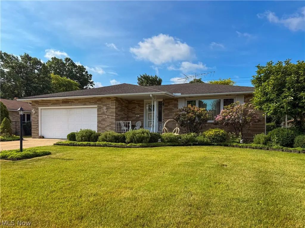 13665 Pawnee Trail, Middleburg Heights, OH 44130 - #1