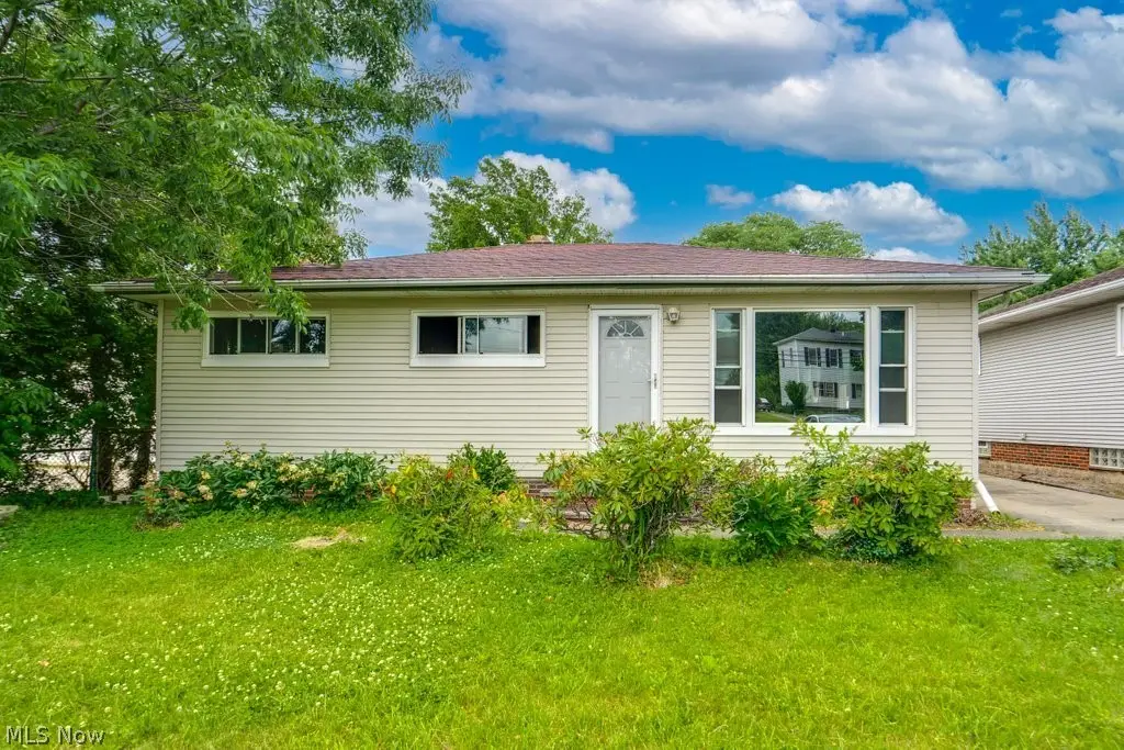 5833 Stumph Road, Parma Heights, OH 44130 - #1