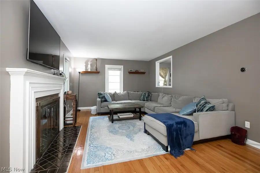1724 Wiltshire Road, Akron, OH 44313 - #3