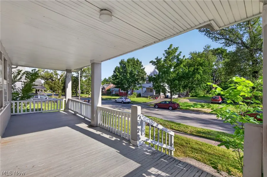 11312 Dove Avenue, Cleveland, OH 44105 - #2