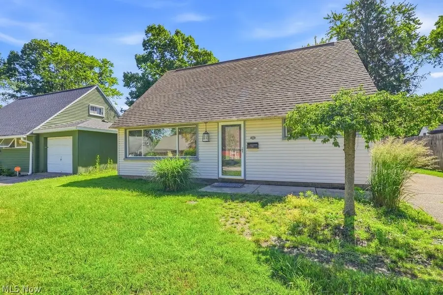 1757 Windsor Street, Cuyahoga Falls, OH 44221 - #2