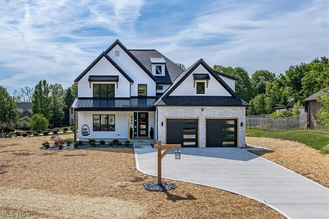 245 Somerset Drive, Hinckley, OH 44233 - #1
