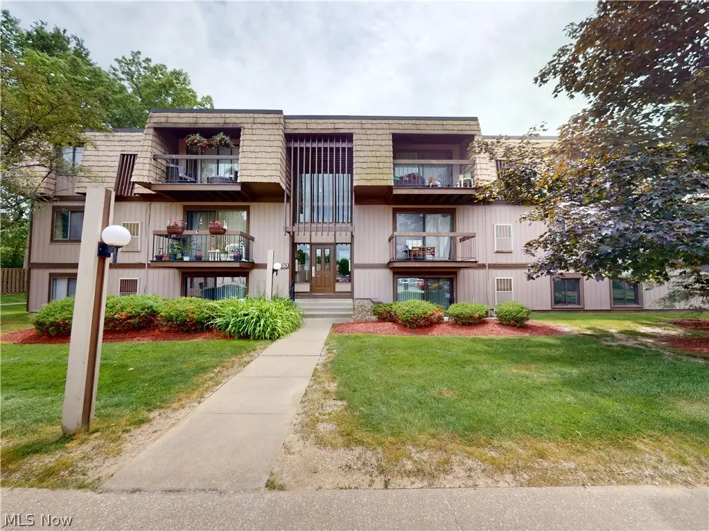 9510 Cove Drive #C 11, North Royalton, OH 44133 - #1