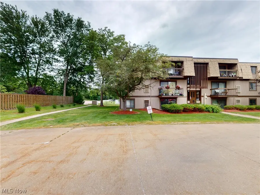 9510 Cove Drive #C 11, North Royalton, OH 44133 - #2