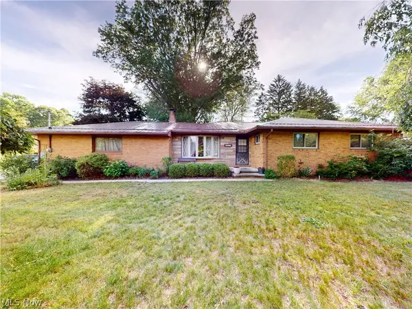 2068 Green Road, Madison, OH 44057