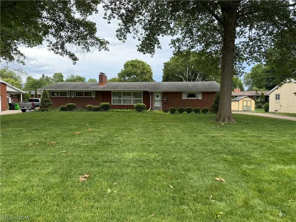 330 Weber Ne Avenue, North Canton, OH 44720 - #1