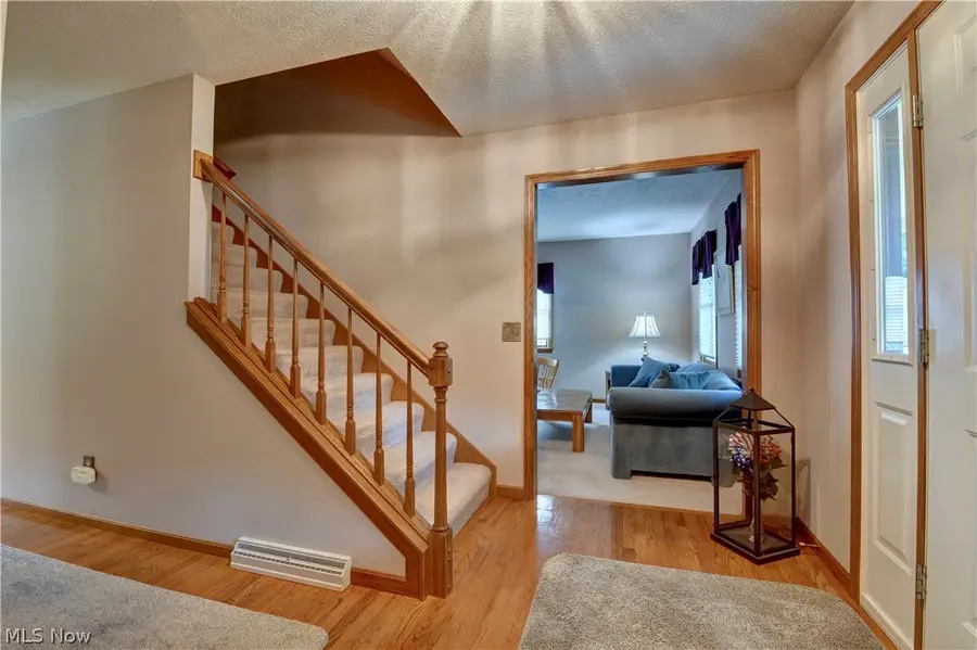 995 Clearview Se Drive, New Philadelphia, OH 44663 - #3